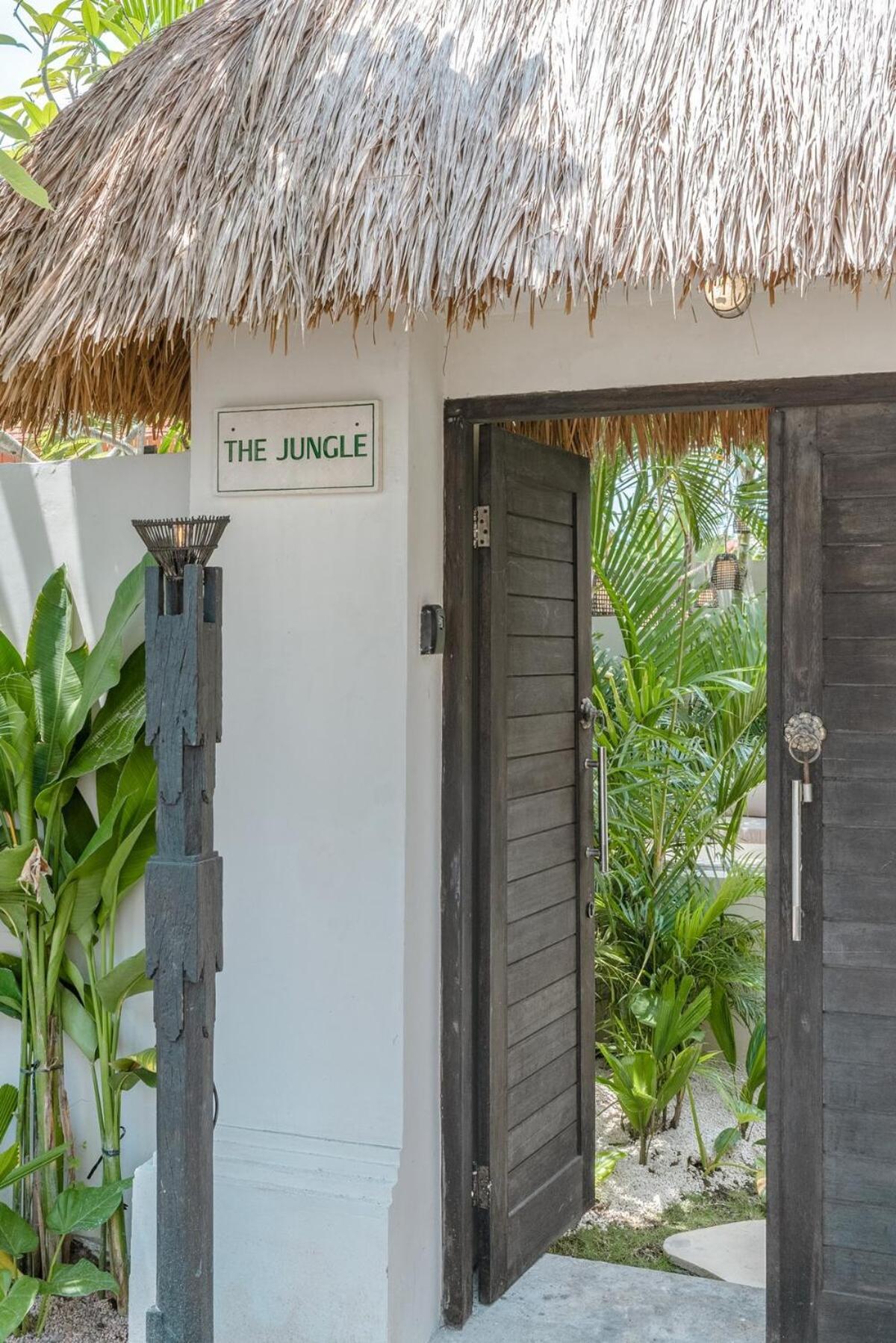 The Jungle - Luxurious & Tropical Concept - 3Br - Central Canggu Εξωτερικό φωτογραφία