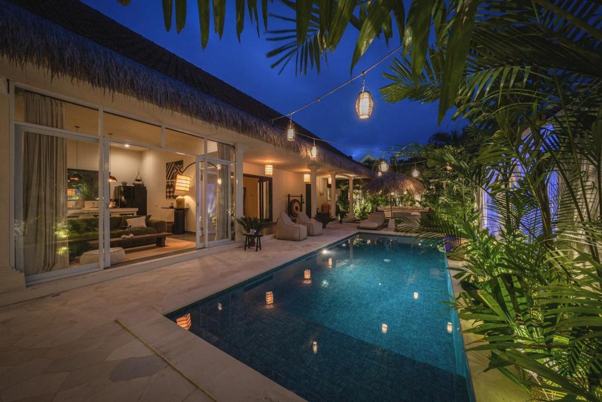 The Jungle - Luxurious & Tropical Concept - 3Br - Central Canggu Εξωτερικό φωτογραφία