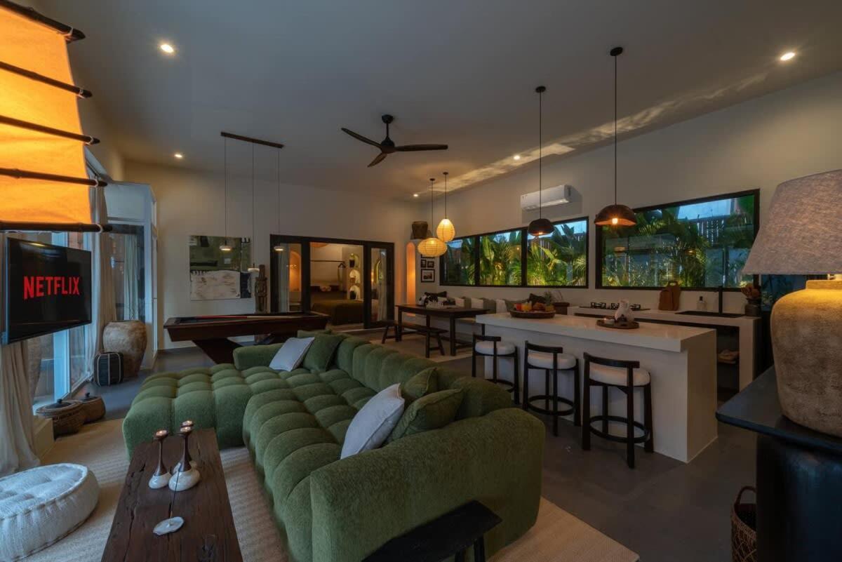 The Jungle - Luxurious & Tropical Concept - 3Br - Central Canggu Εξωτερικό φωτογραφία