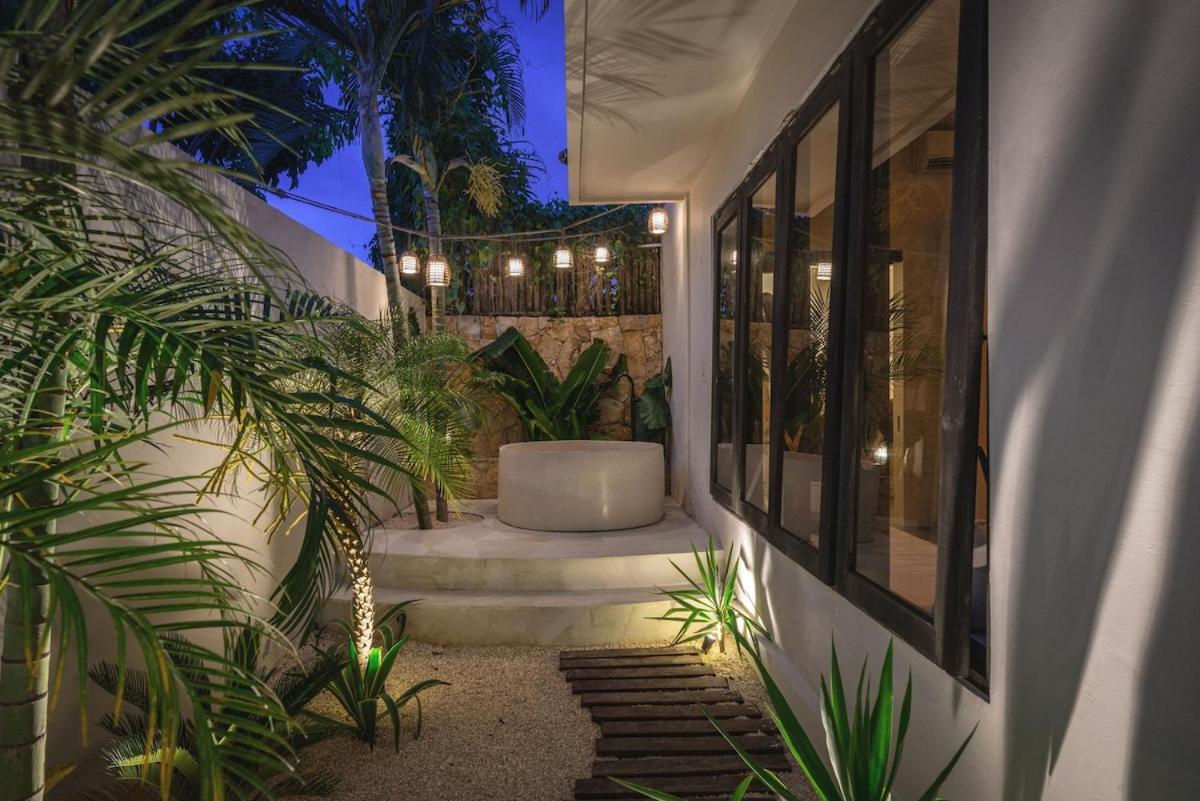 The Jungle - Luxurious & Tropical Concept - 3Br - Central Canggu Εξωτερικό φωτογραφία